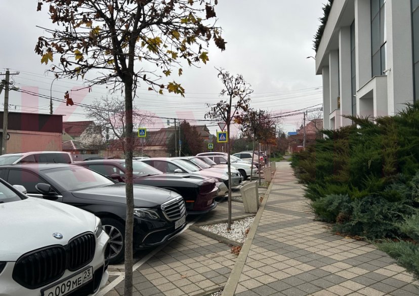 Аренда коммерции, 200 кв.м (Свободного назначения) фото 1 Аренда коммерции, 200 кв.м (Свободного назначения) фото 1