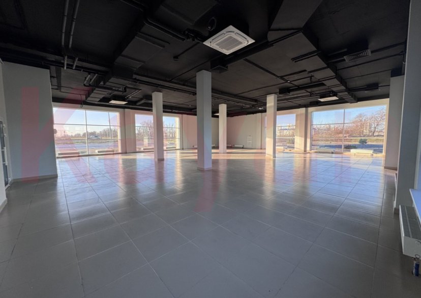 Аренда коммерции, 290 кв.м (Свободного назначения) фото 2 Аренда коммерции, 290 кв.м (Свободного назначения) фото 2