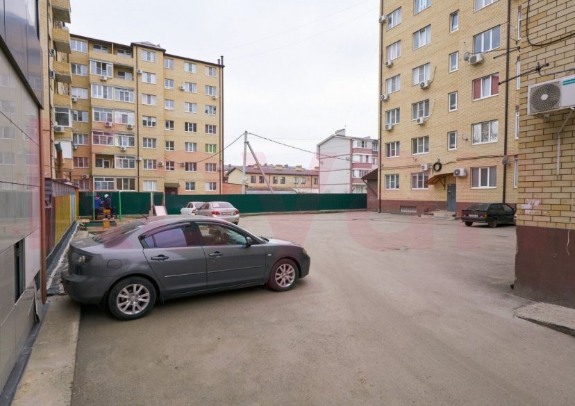 Продажа коммерции, 800 кв.м (Торговый центр) фото 9