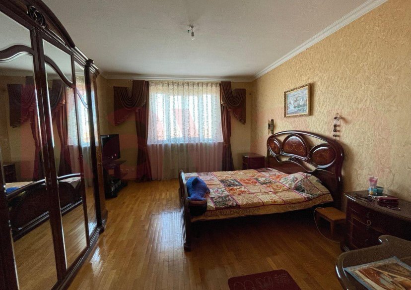 Продажа 4-комн. квартиры, 98.8 кв.м фото 1