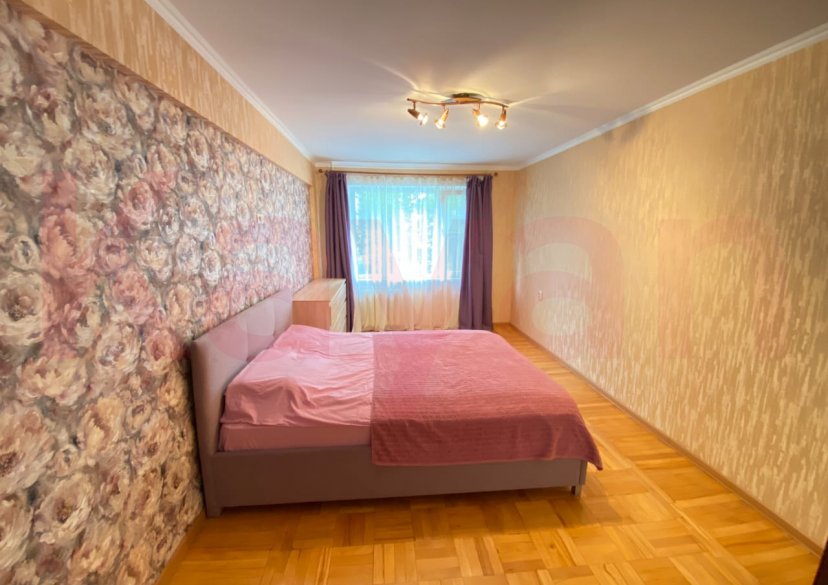 Продажа 3-комн. квартиры, 70 кв.м фото 0