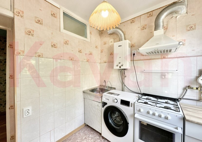 Продажа 3-комн. квартиры, 51 кв.м фото 2