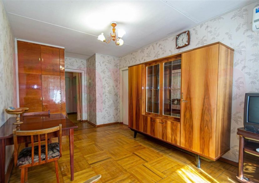 Продажа 3-комн. квартиры, 49.7 кв.м фото 1