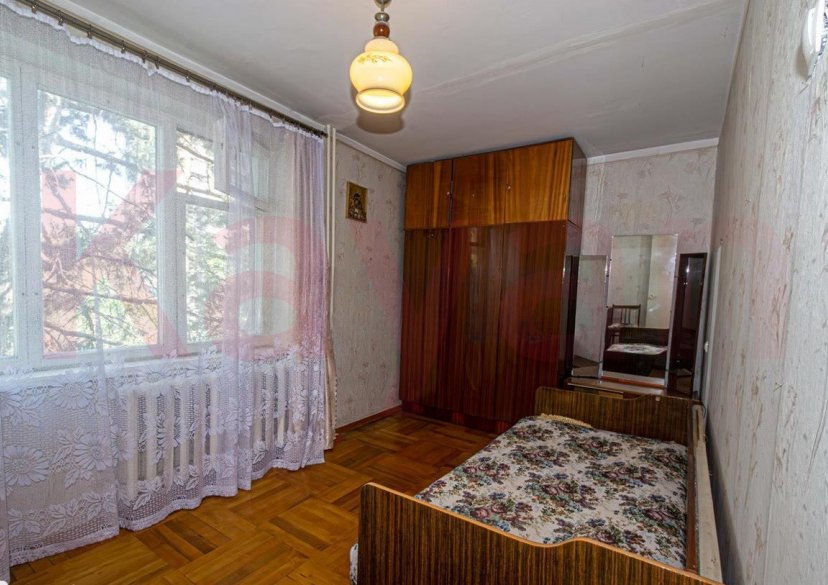 Продажа 3-комн. квартиры, 49.7 кв.м фото 2